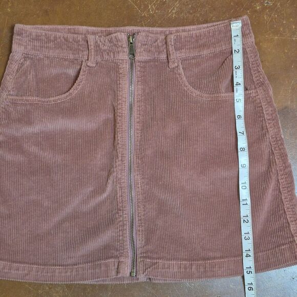 American Eagle Super Stretch Super Hi-Rise Corduroy Skirt 6 Mauve Front Full Zip - Picture 4 of 7